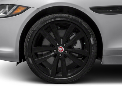 2018 Jaguar XE 25t Premium