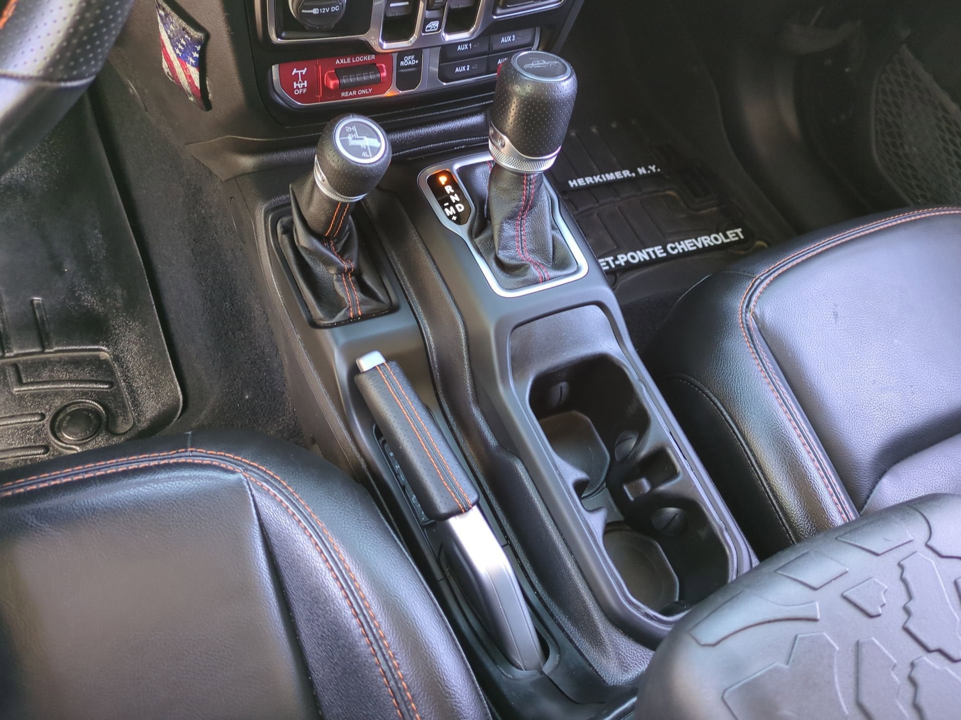 2021 Jeep Gladiator Mojave - Photo 16