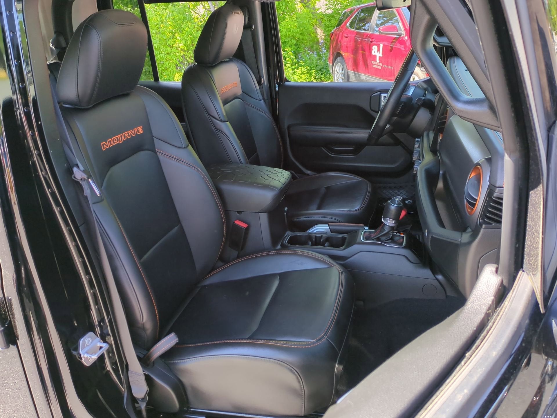 2021 Jeep Gladiator Mojave - Photo 28