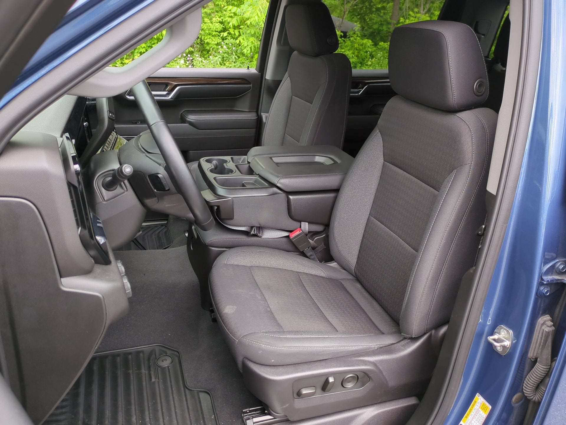 2024 Chevrolet Silverado 1500 RST - Photo 18