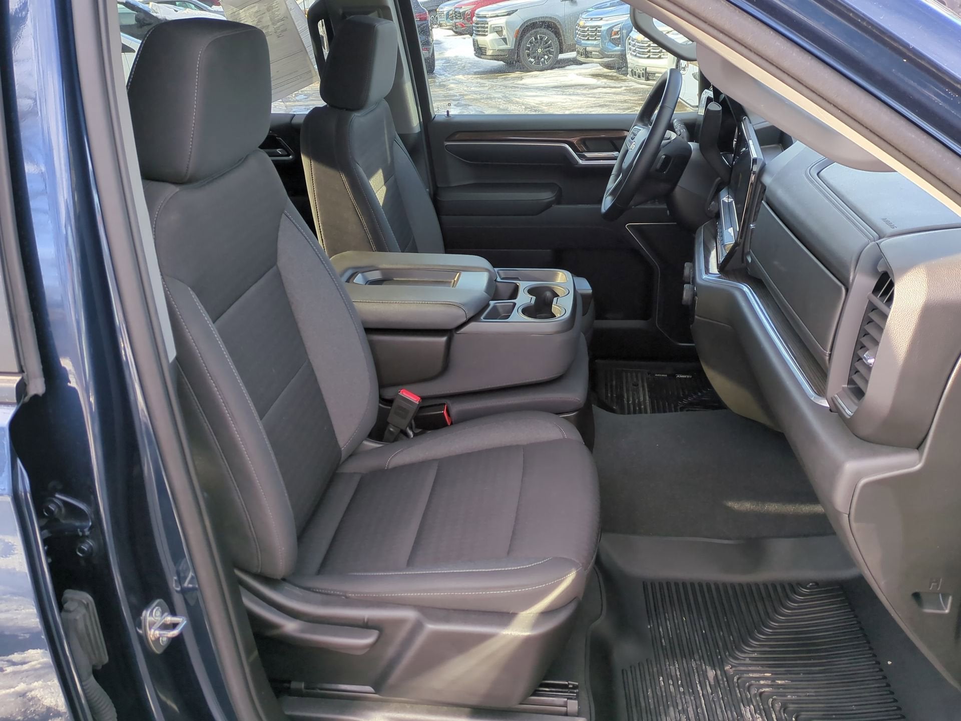 2023 Chevrolet Silverado 1500 LT (2FL)