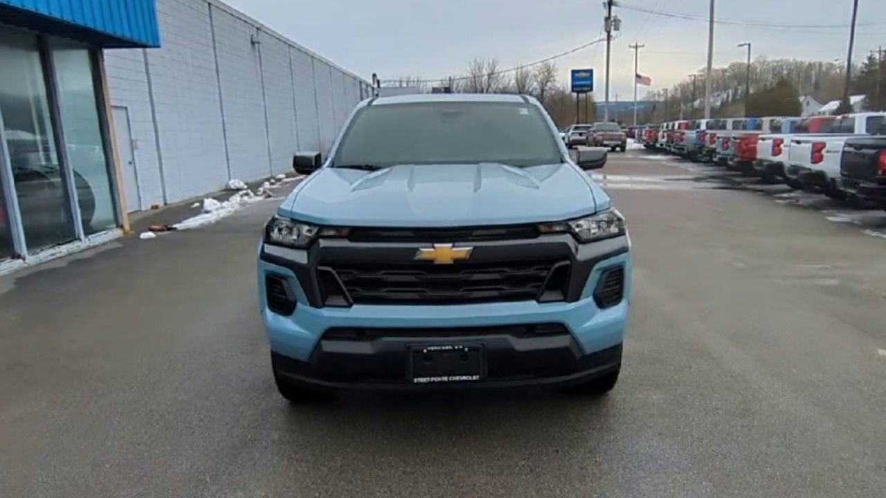 2025 Chevrolet Colorado WT/LT
