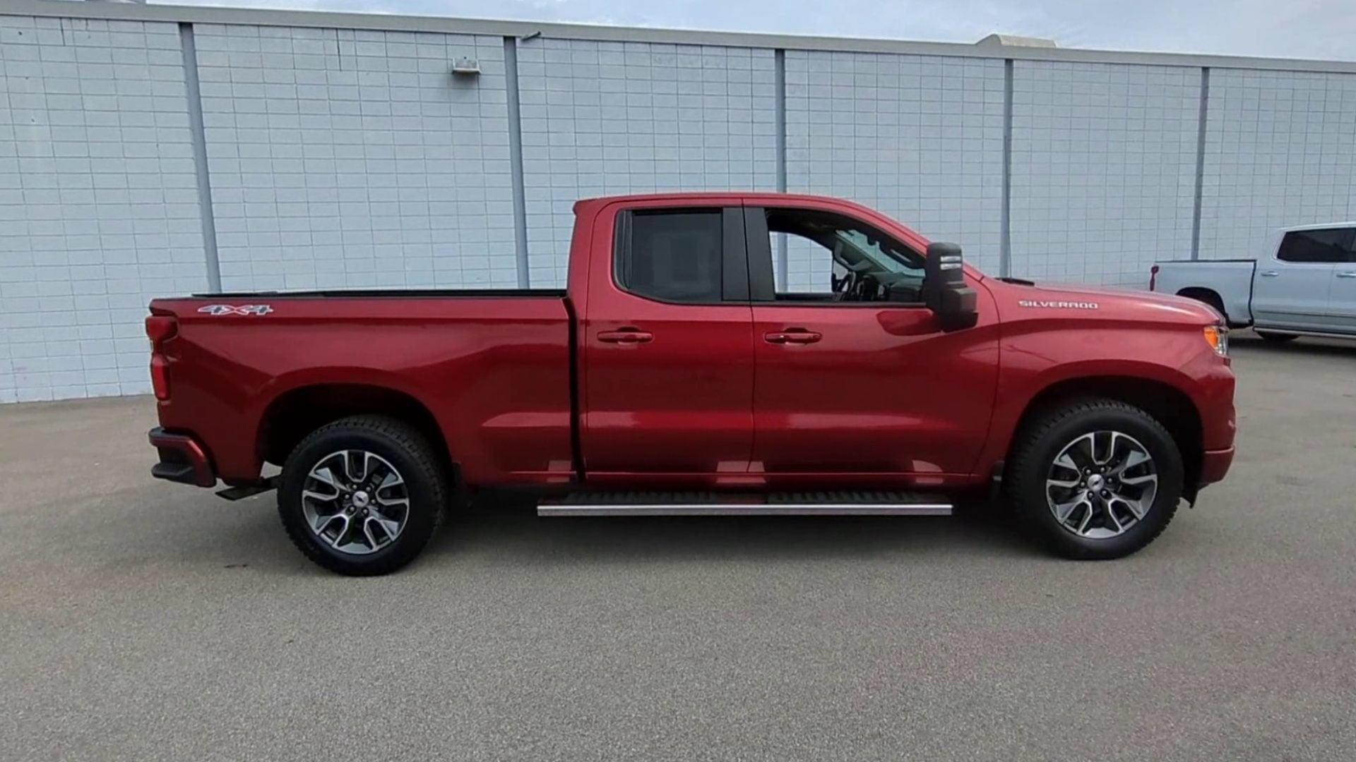 2022 Chevrolet Silverado 1500 RST - Photo 9