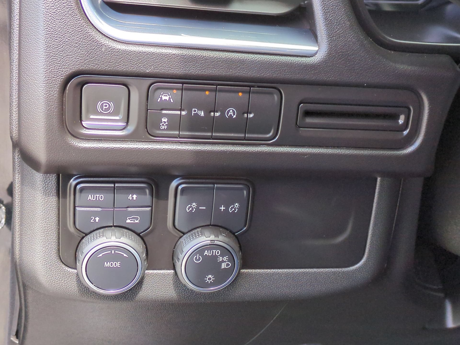 2023 Chevrolet Tahoe LS - Photo 17