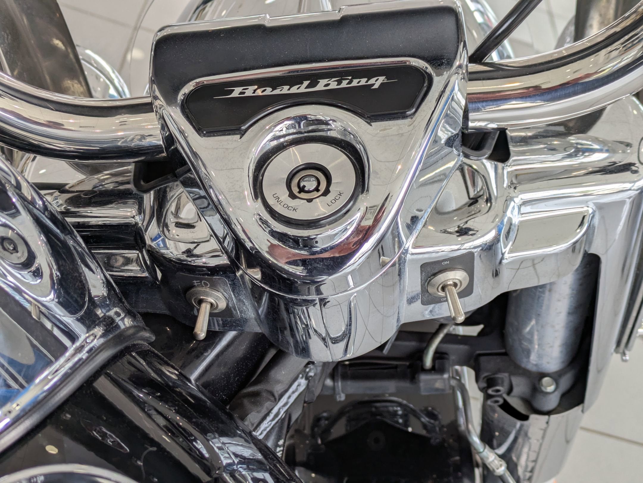 2014 Harley-Davidson Road King Base