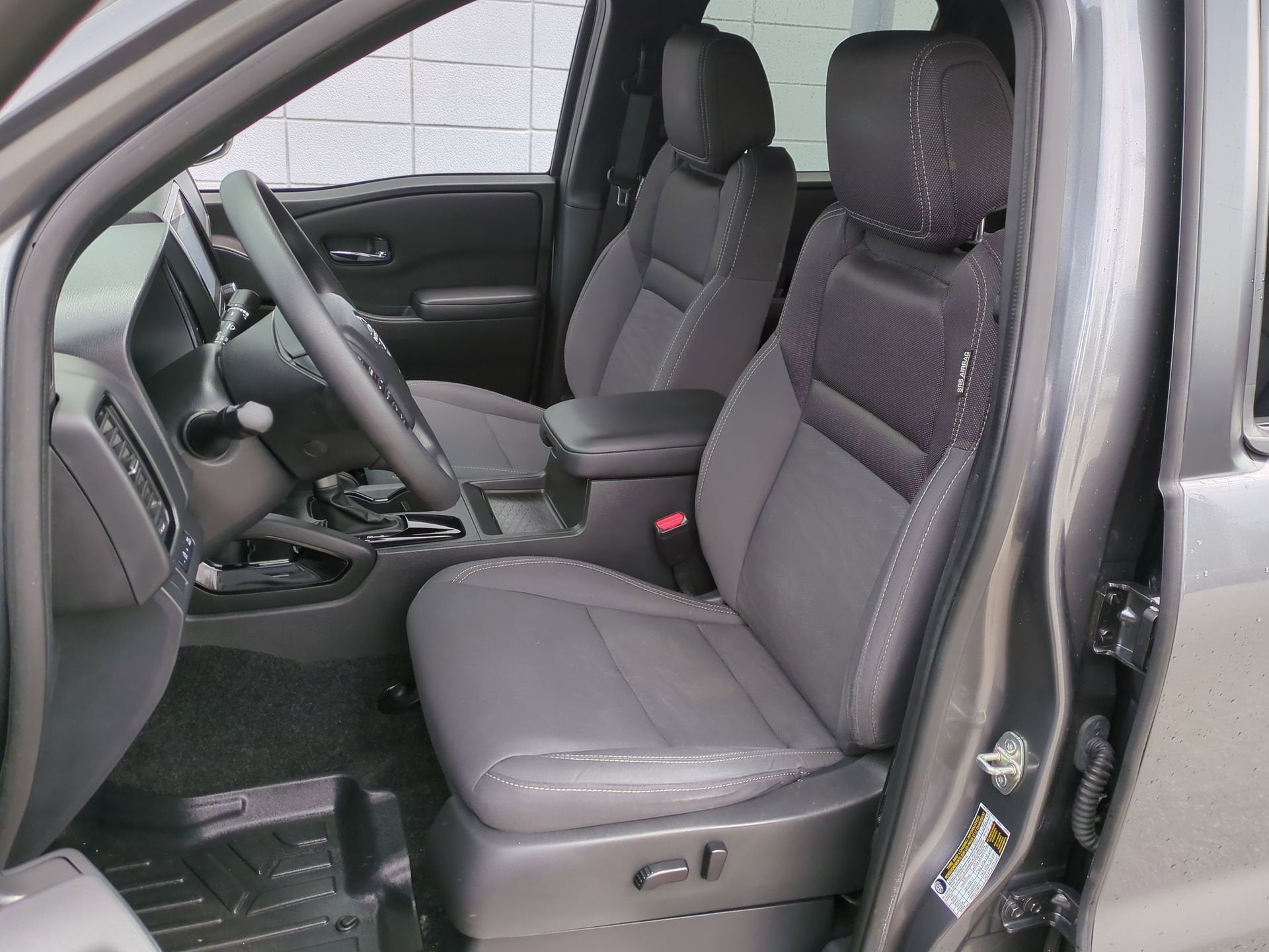 2023 Nissan Frontier Crew Cab SV 4x4