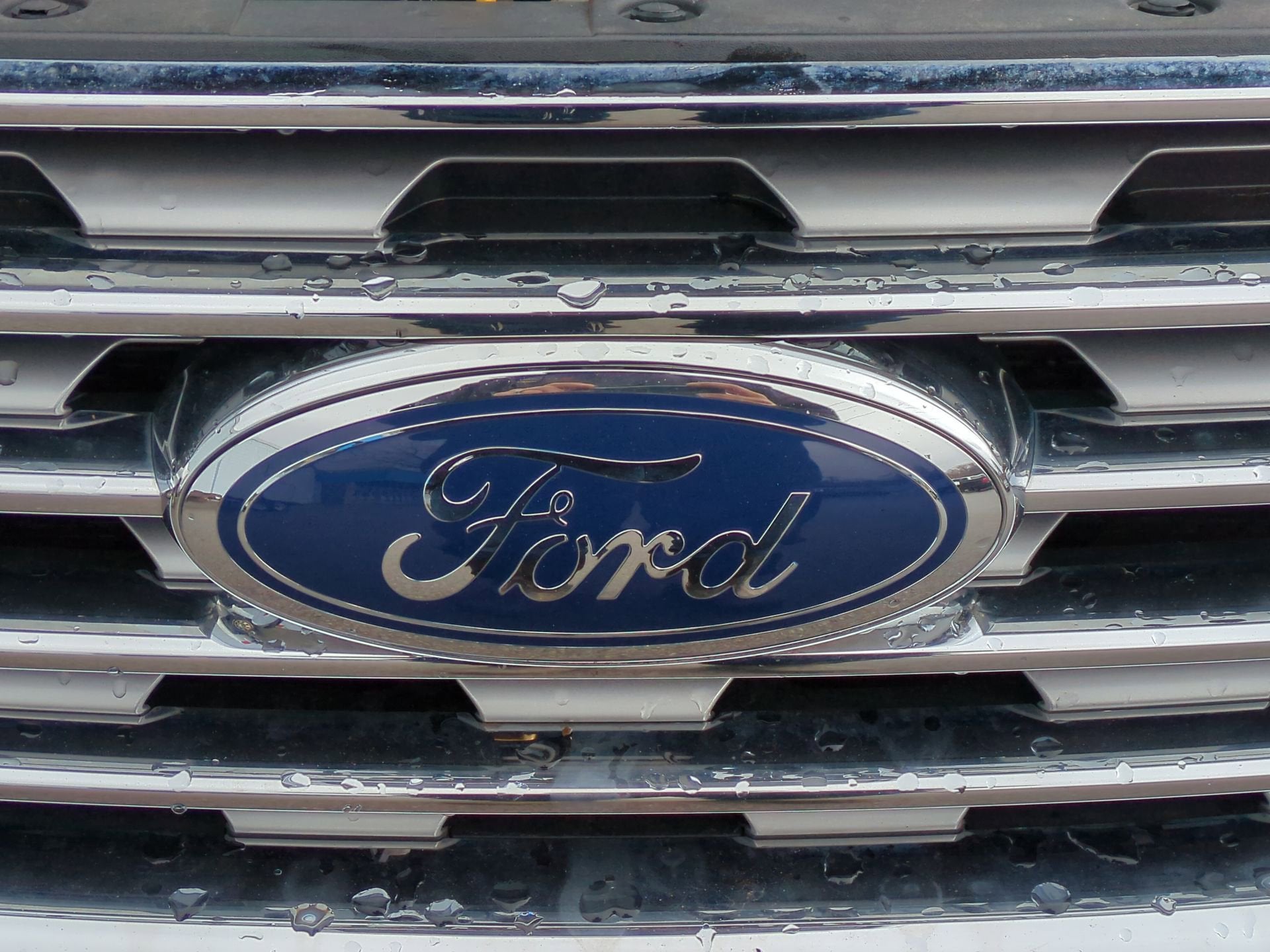 2020 Ford Edge SE