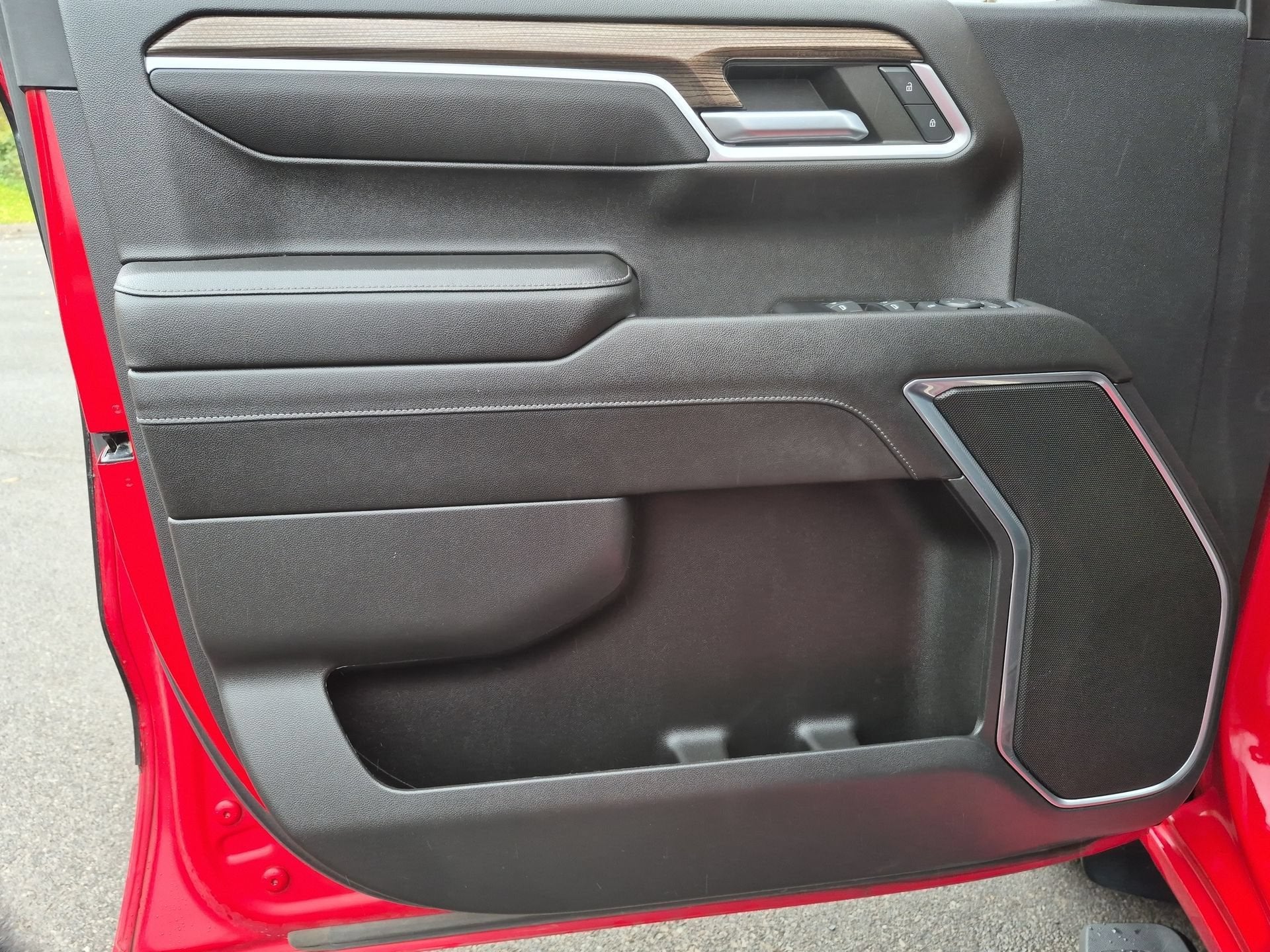 2022 Chevrolet Silverado 1500 LT - Photo 22