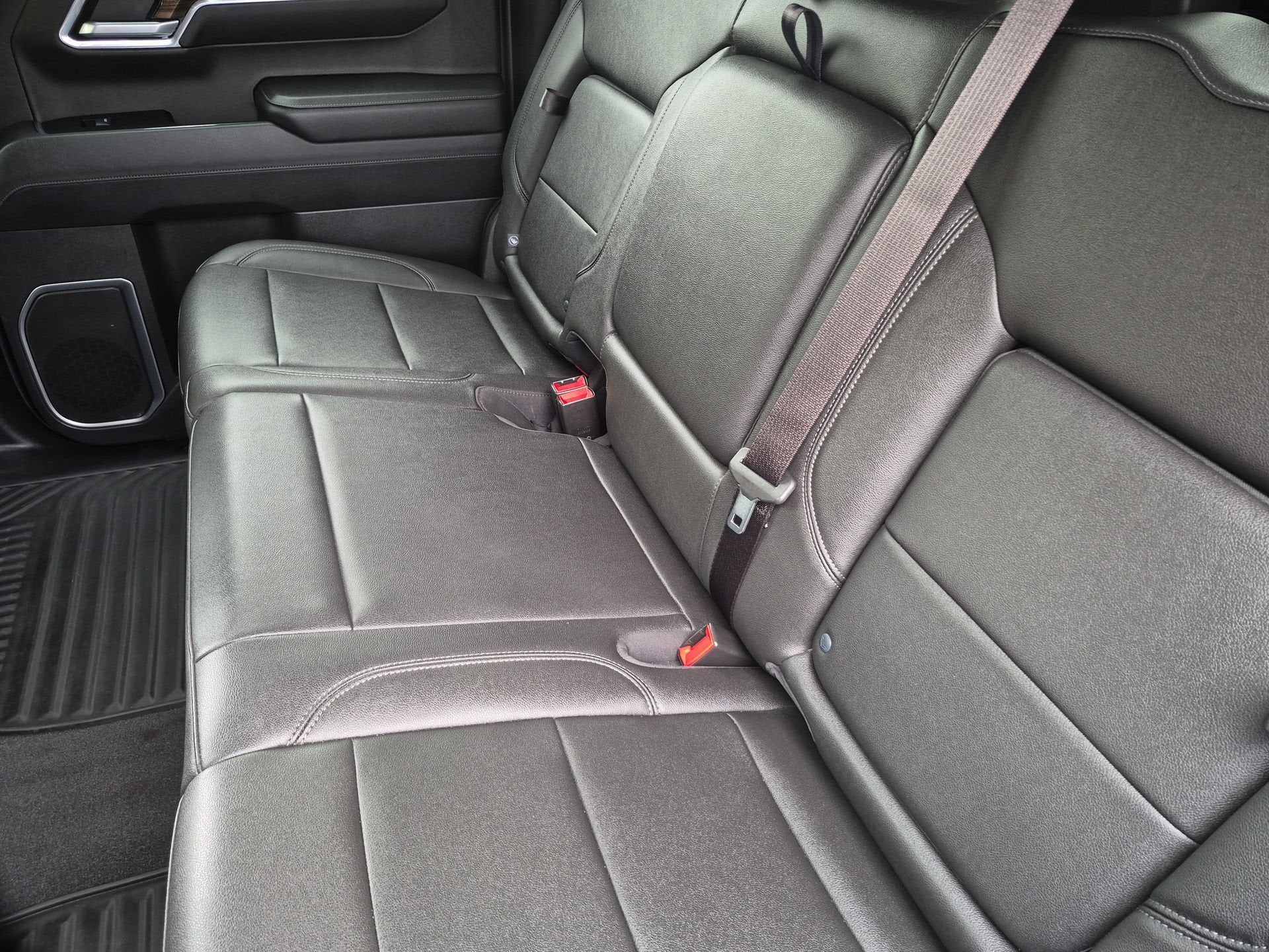 2022 Chevrolet Silverado 1500 LT - Photo 25