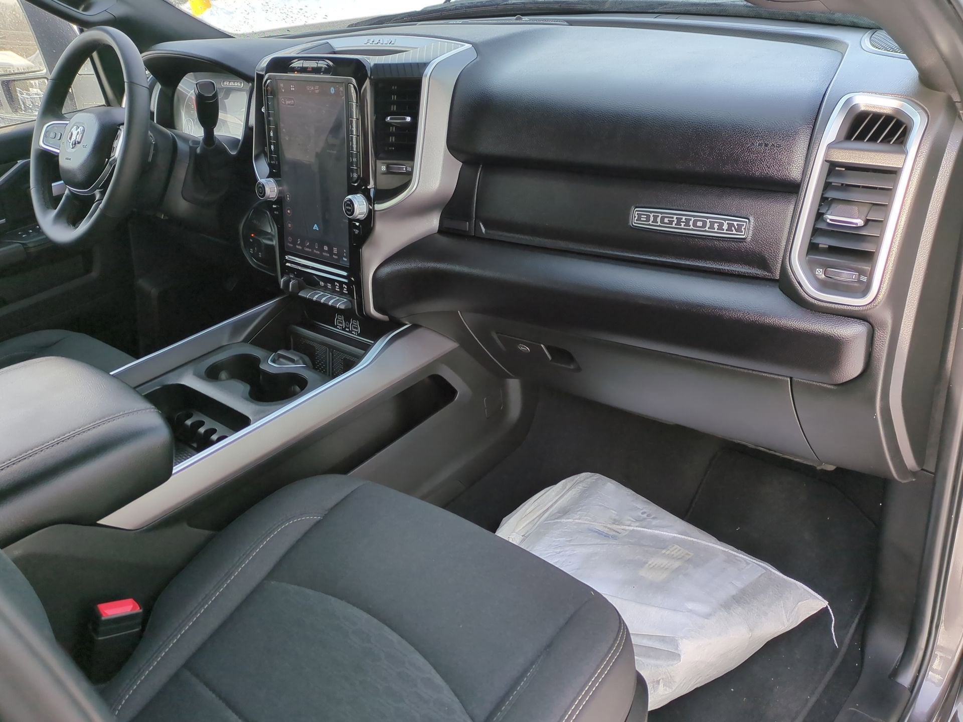 2025 RAM 3500 Big Horn Crew Cab 4x4 6'4" Box