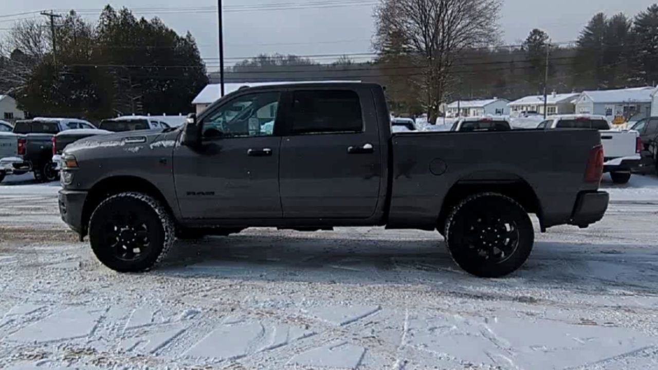 2025 RAM 3500 Big Horn Crew Cab 4x4 6'4" Box