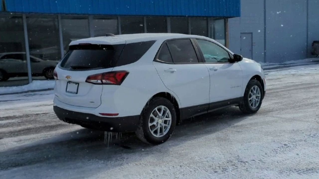 2023 Chevrolet Equinox LS