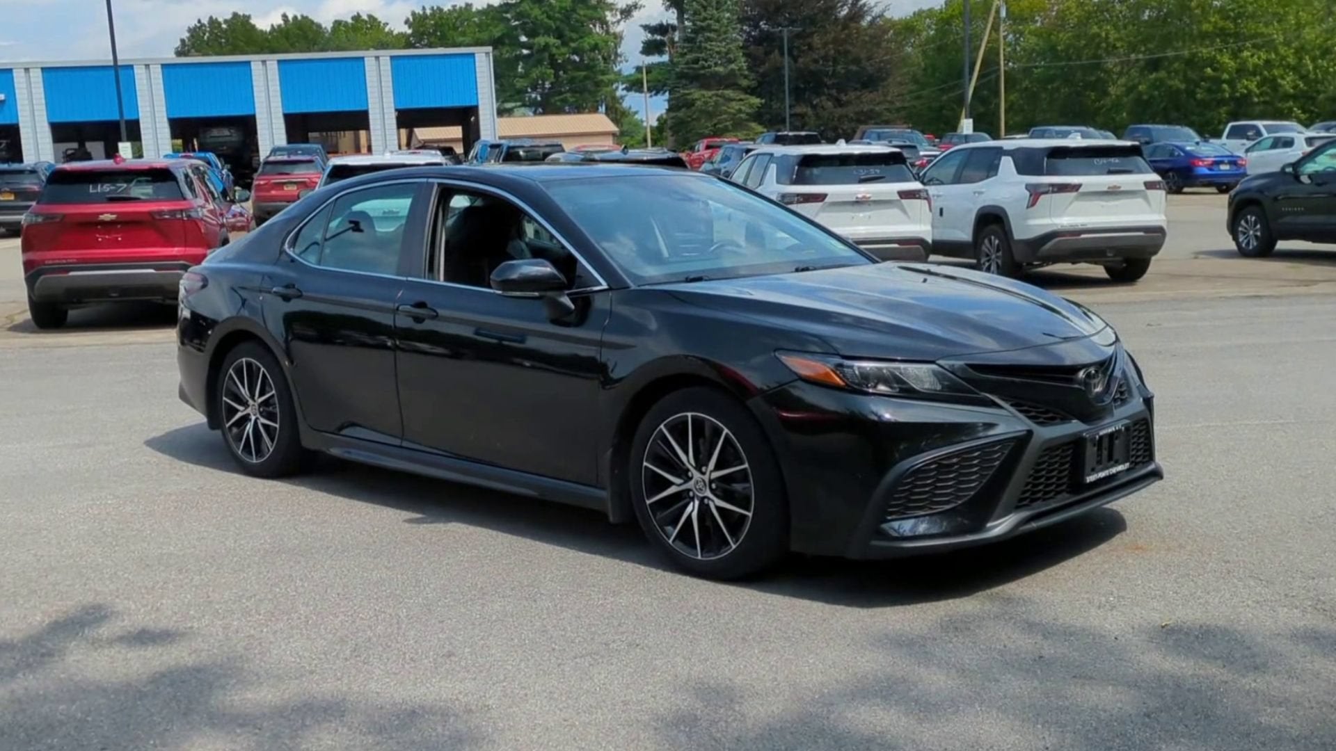 2023 Toyota Camry SE