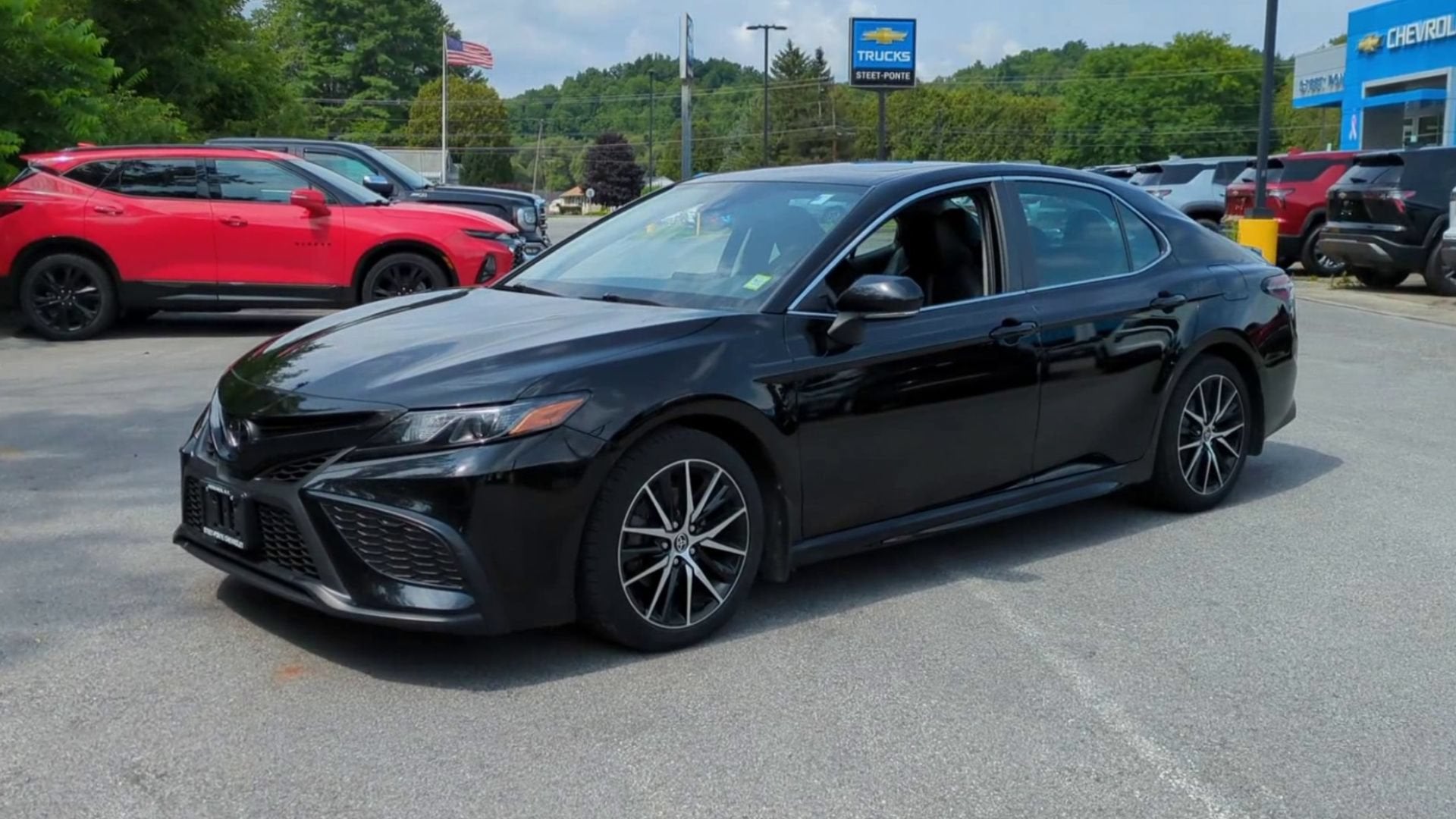 2023 Toyota Camry SE