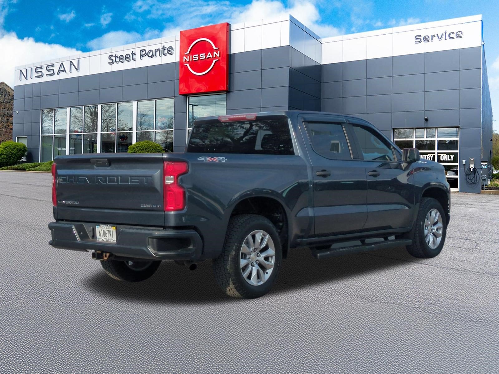 2021 Chevrolet Silverado 1500 Custom