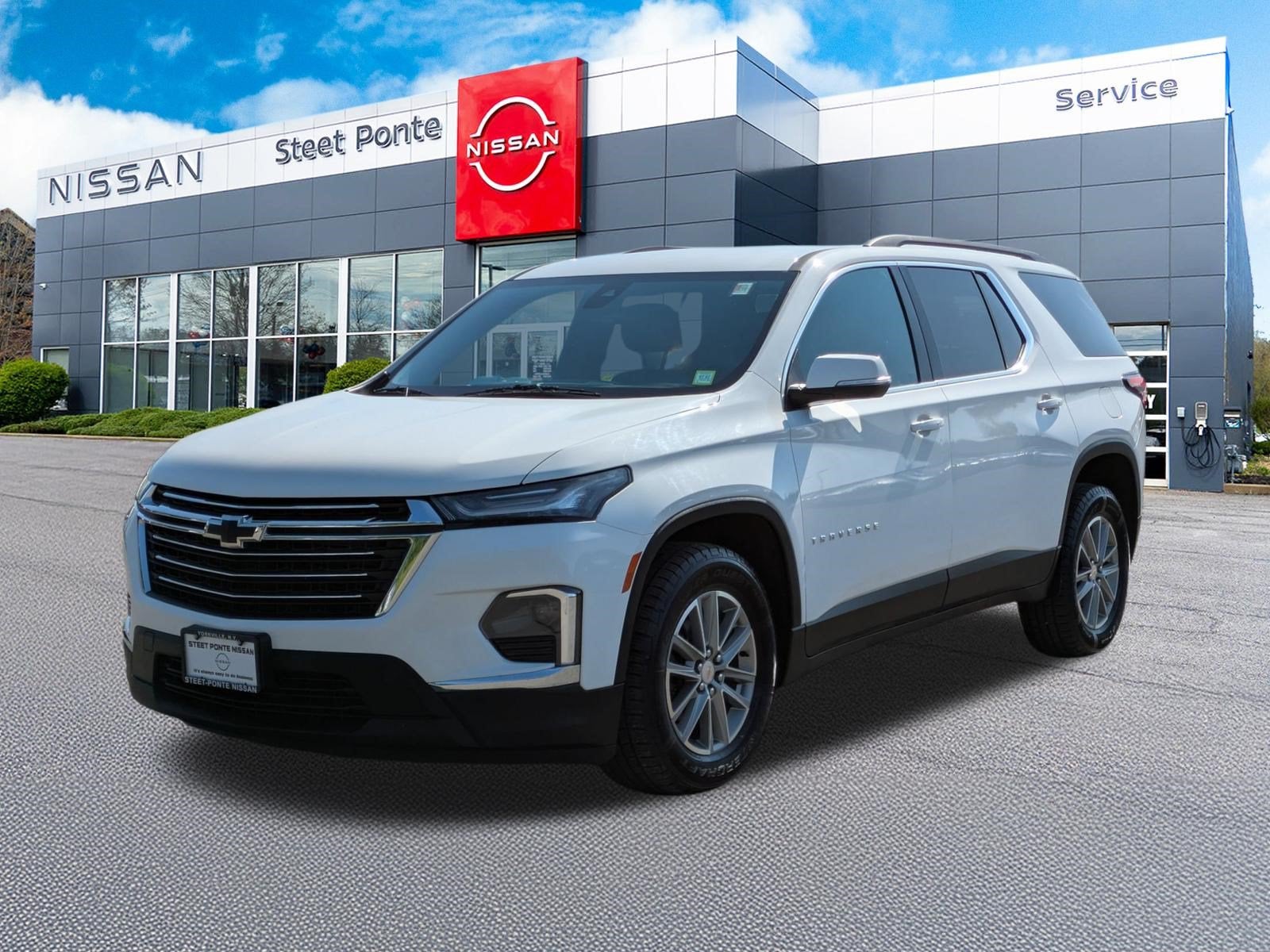 2023 Chevrolet Traverse LT Cloth