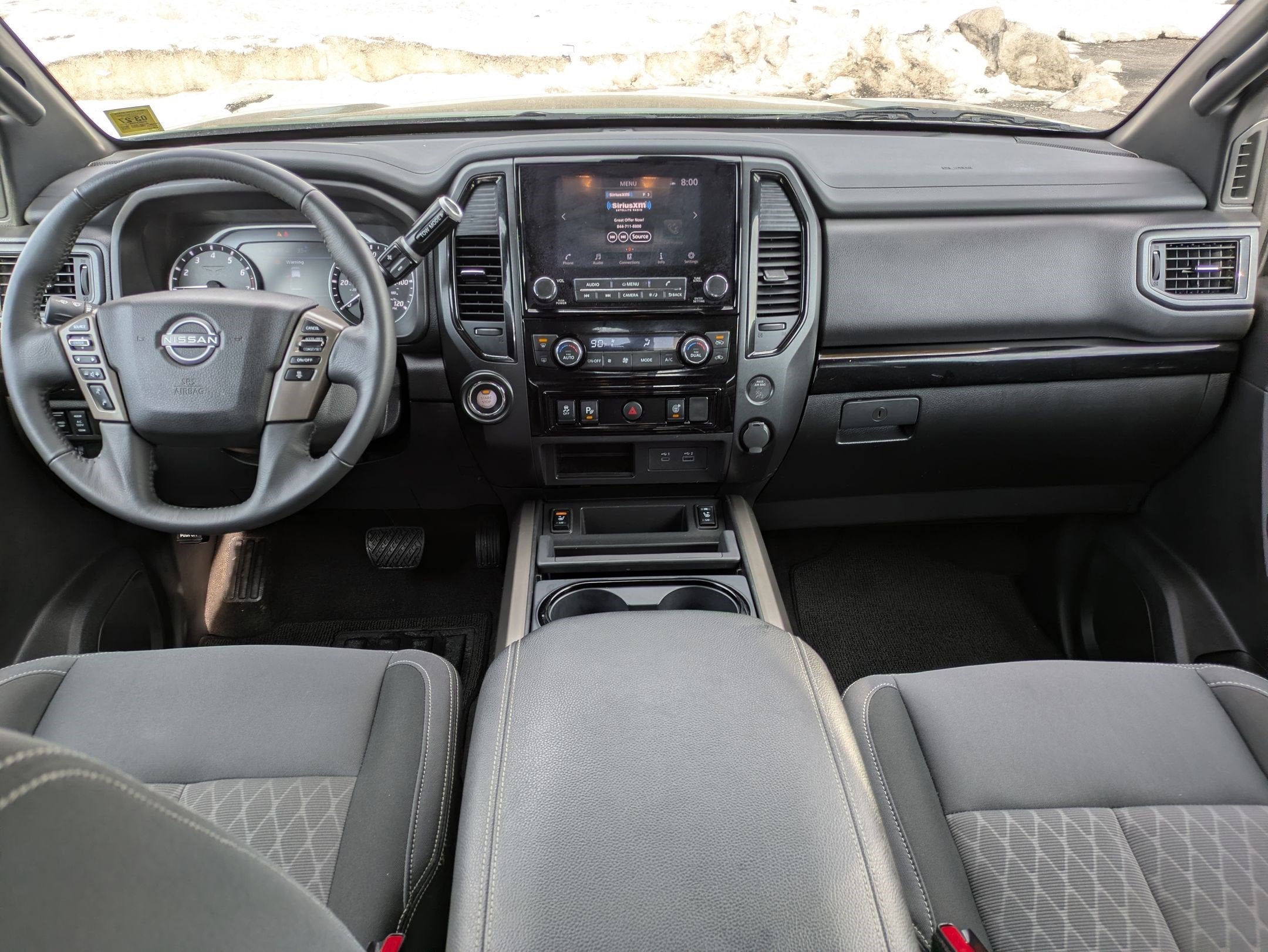 2024 Nissan Titan SV