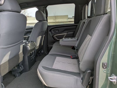 2024 Nissan Titan SV