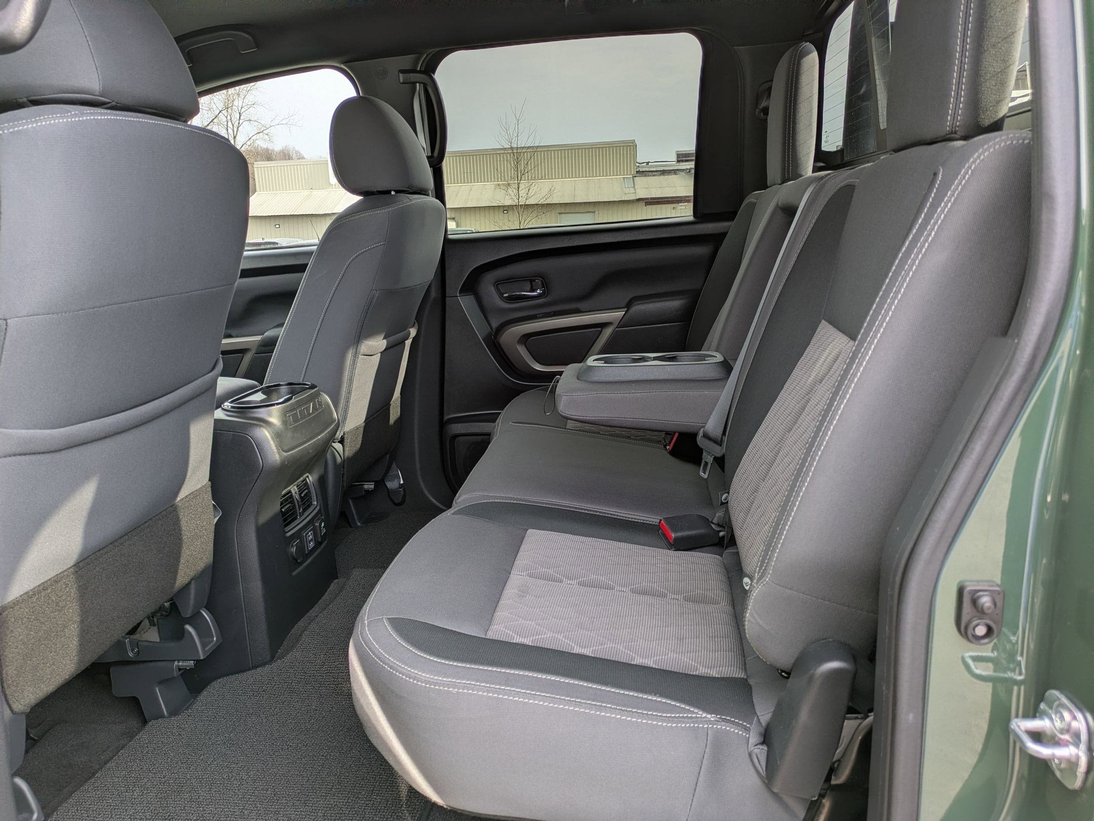 2024 Nissan Titan SV