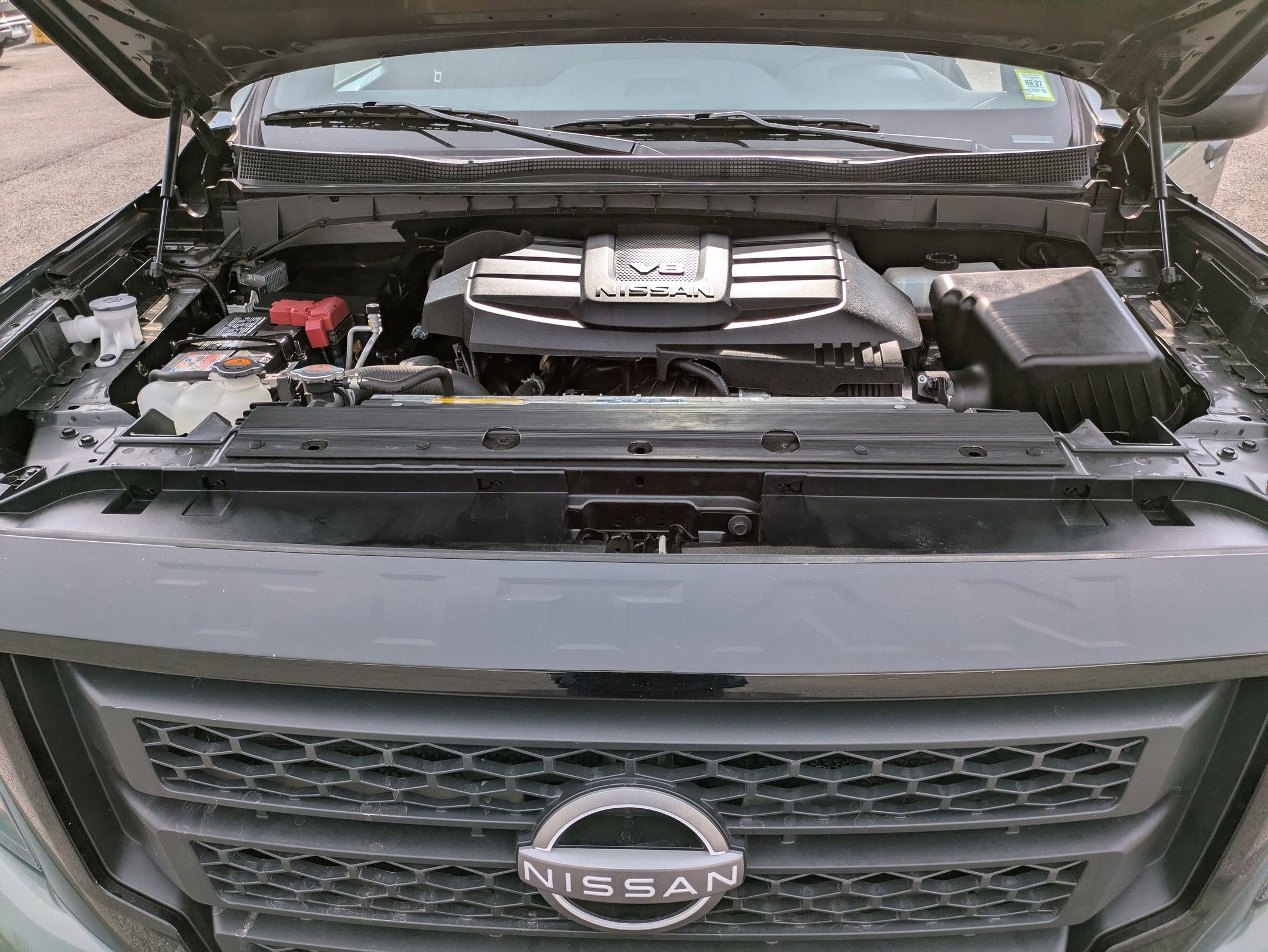 2024 Nissan Titan SV