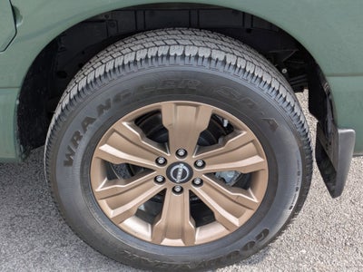 2024 Nissan Titan SV