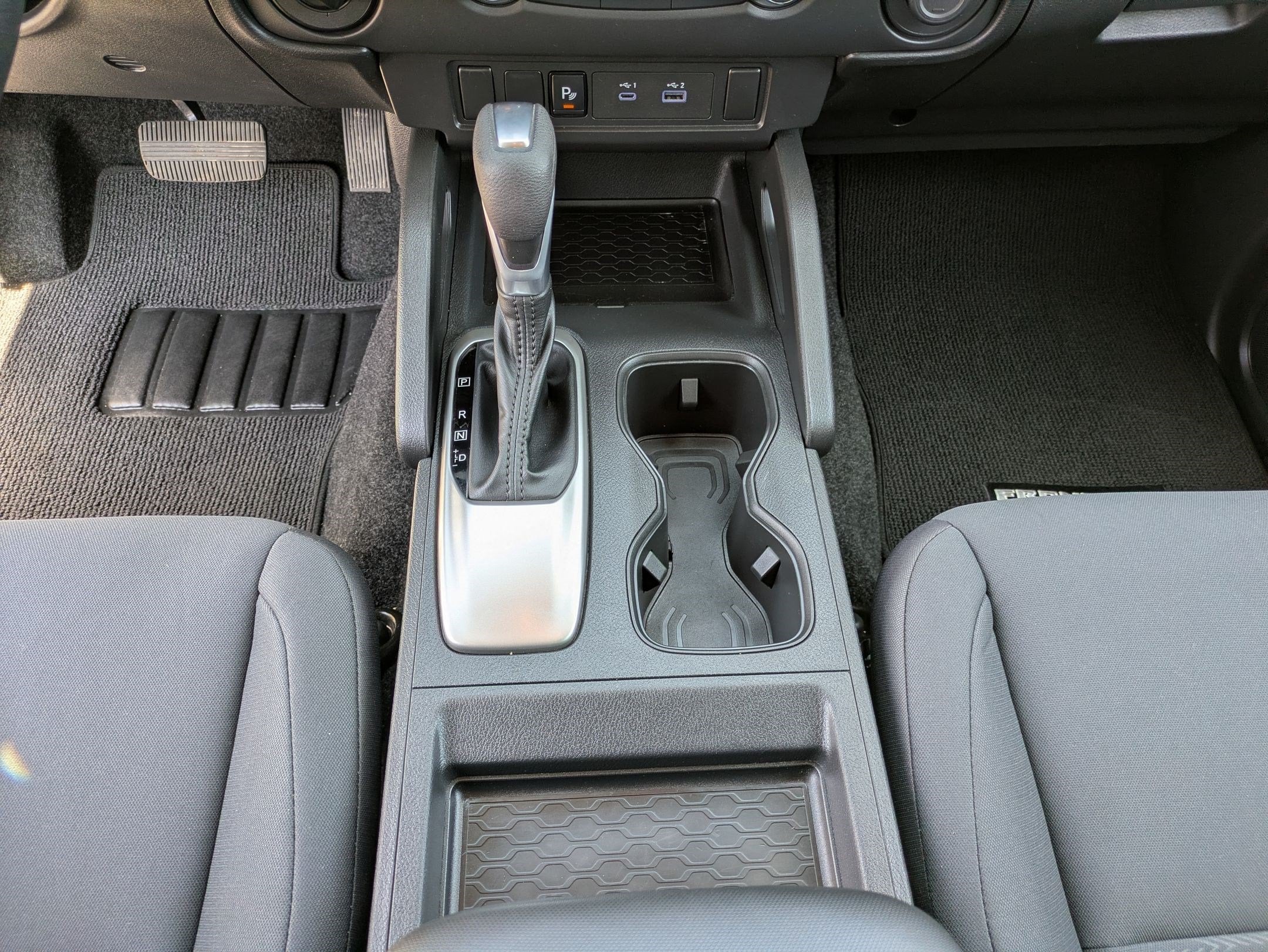 2024 Nissan Frontier S