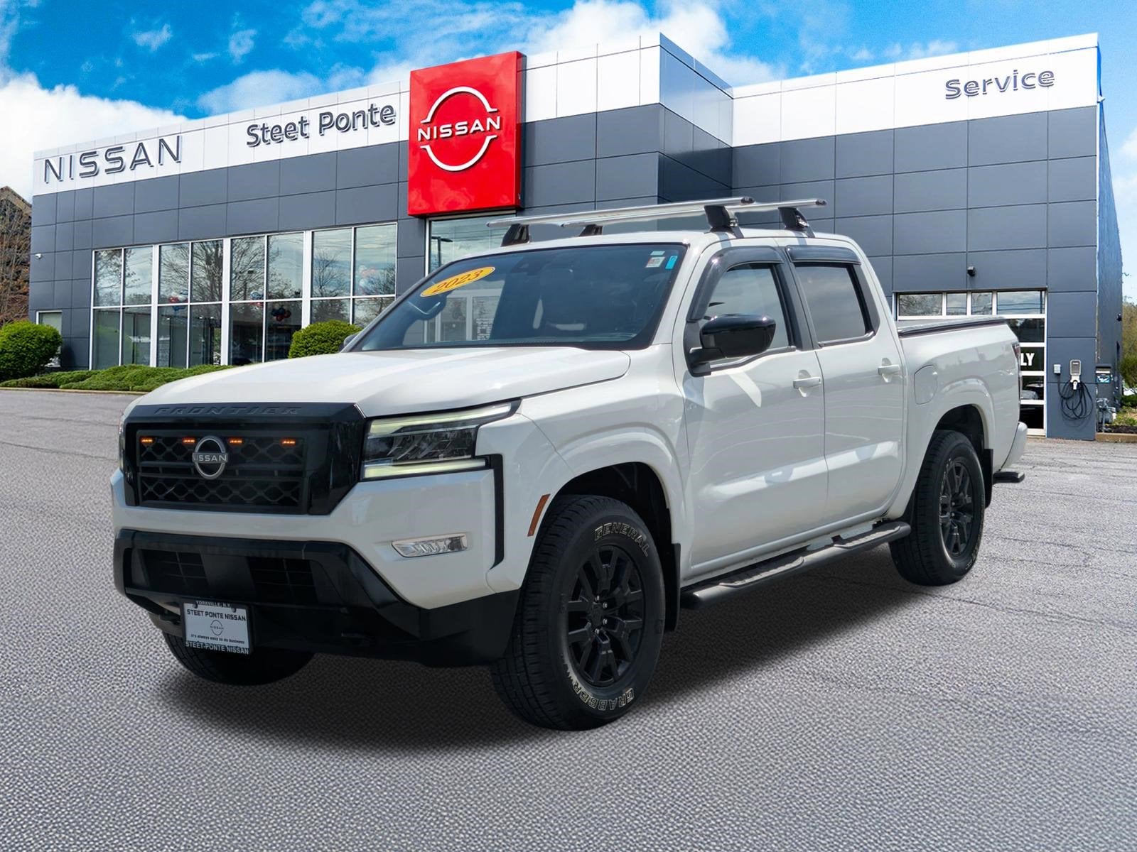2023 Nissan Frontier SV