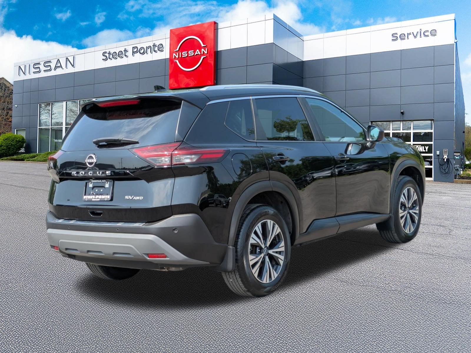 2023 Nissan Rogue SV