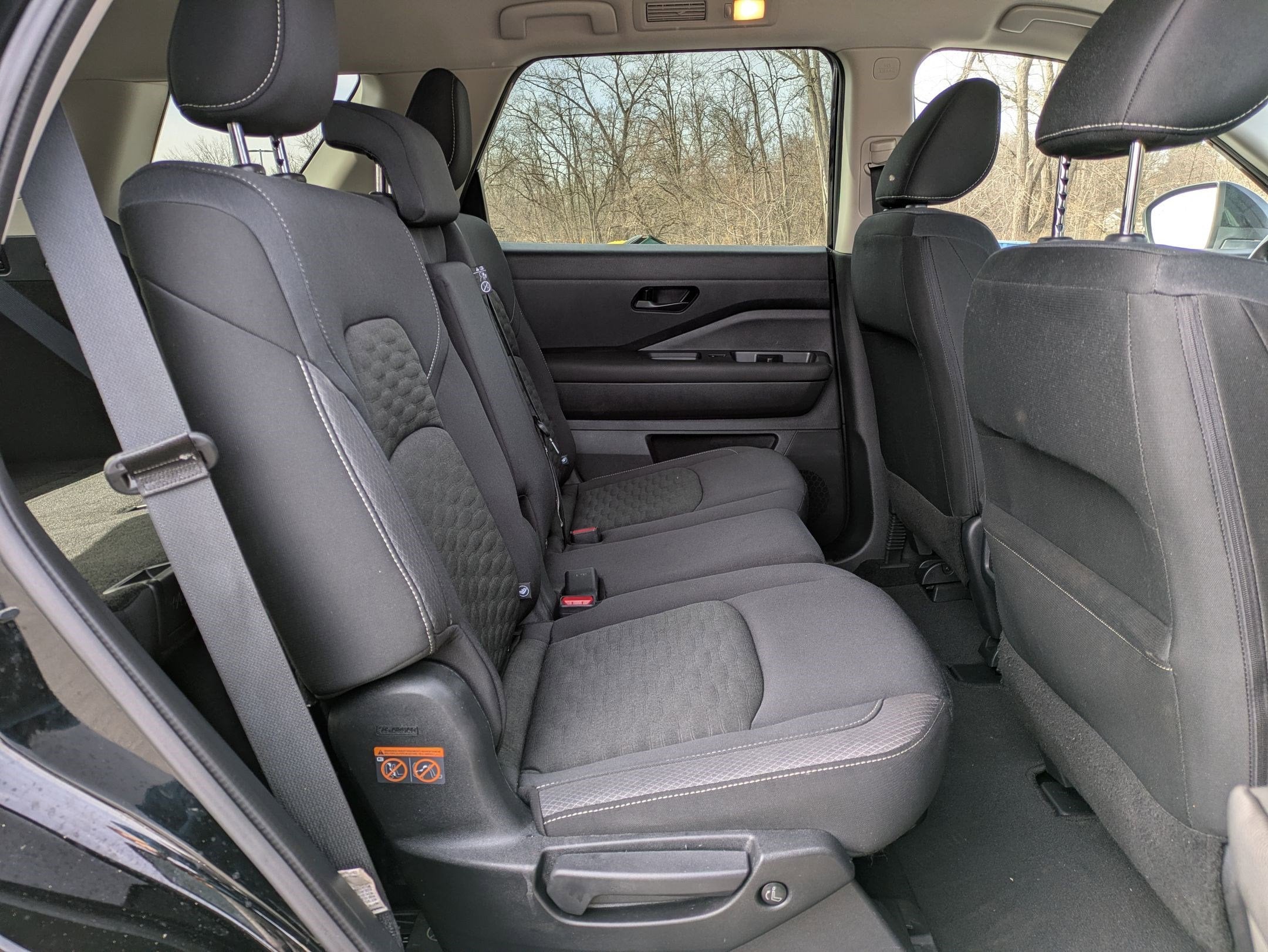 2024 Nissan Pathfinder S