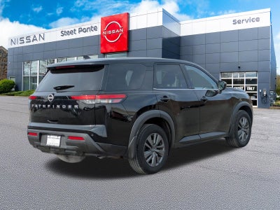 2024 Nissan Pathfinder S