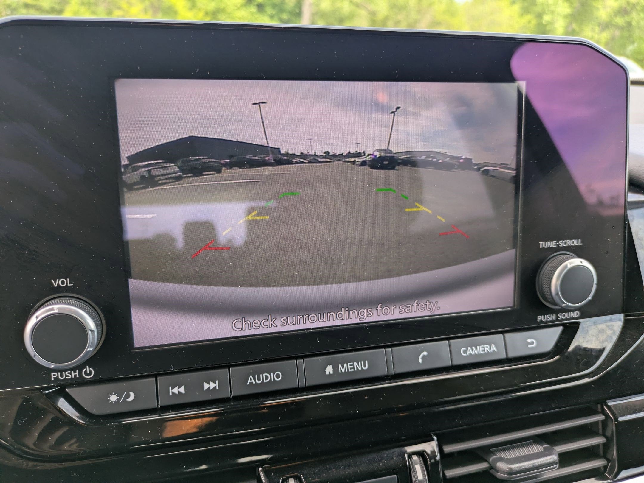 2023 Nissan Pathfinder SV