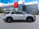 2023 Nissan Pathfinder SV