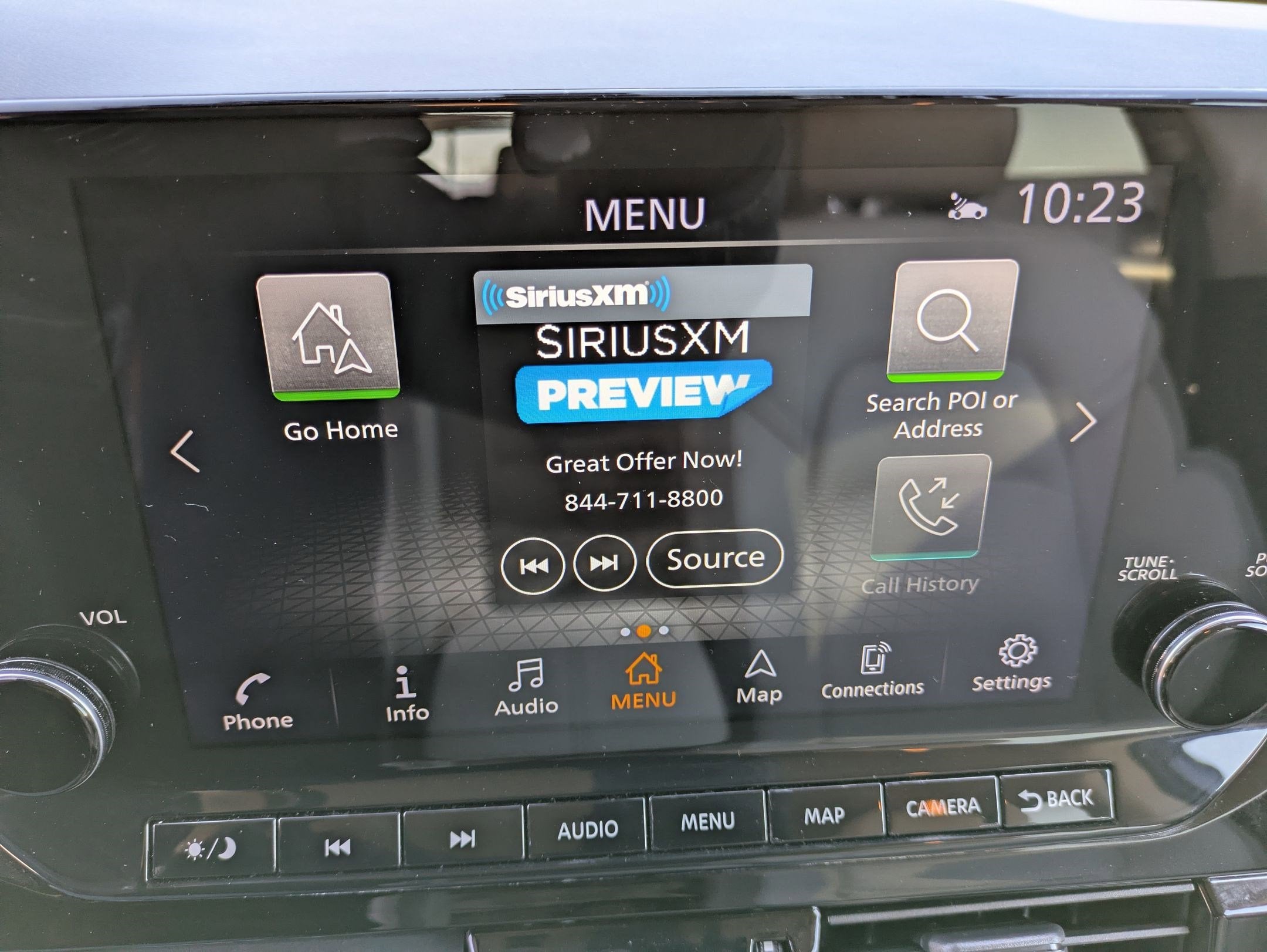 2023 Nissan Pathfinder SL