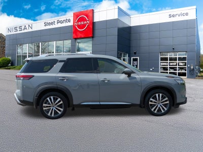 2022 Nissan Pathfinder Platinum