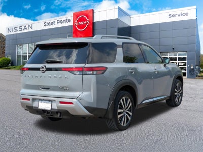 2022 Nissan Pathfinder Platinum