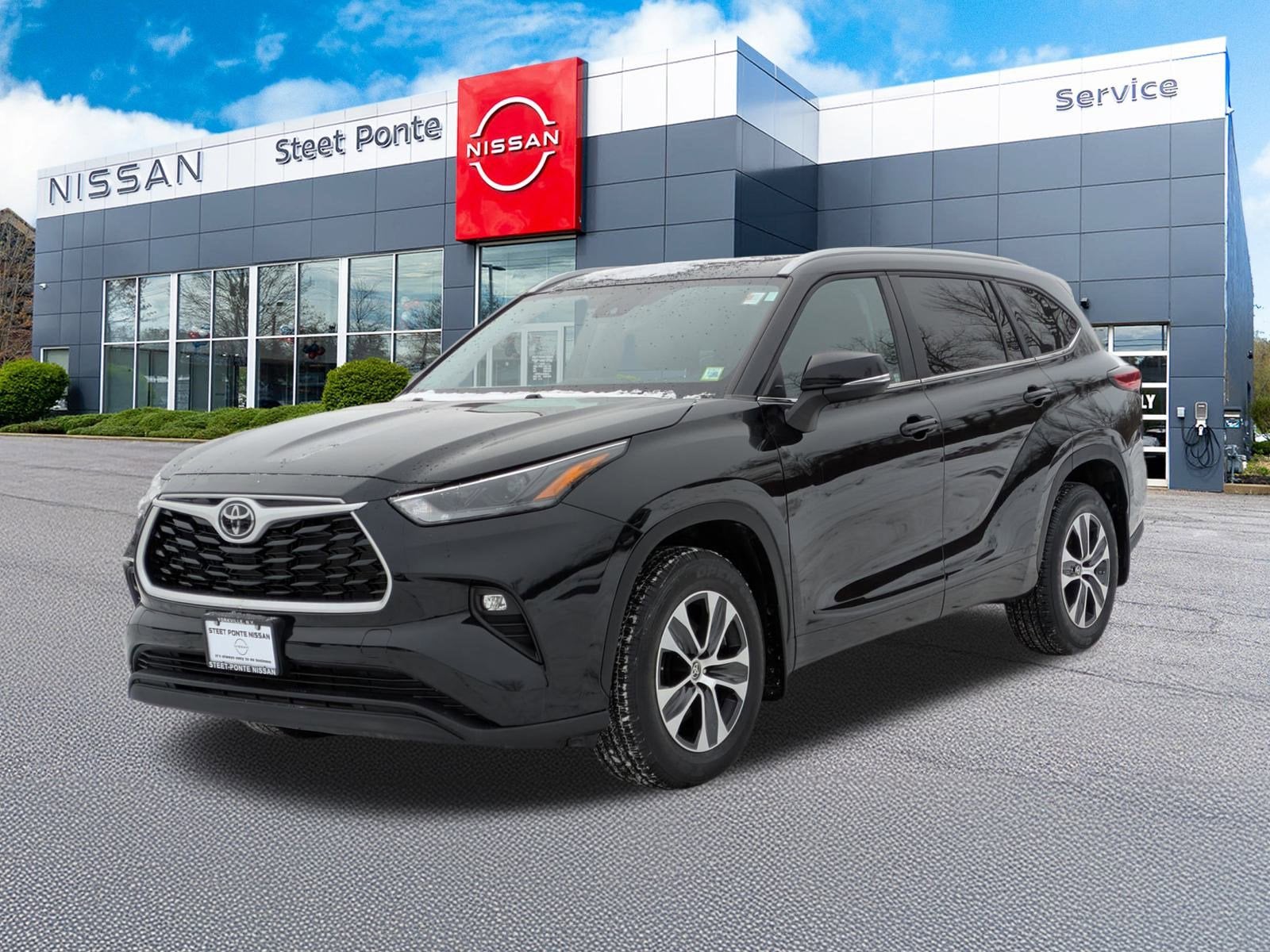 2023 Toyota Highlander L