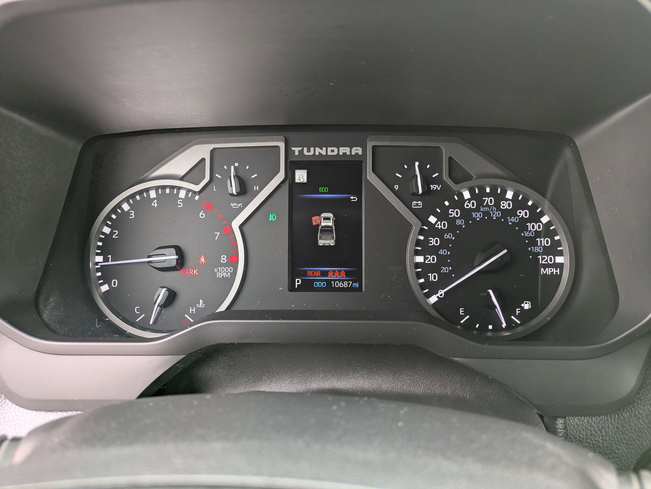 2025 Toyota Tundra 4WD SR5