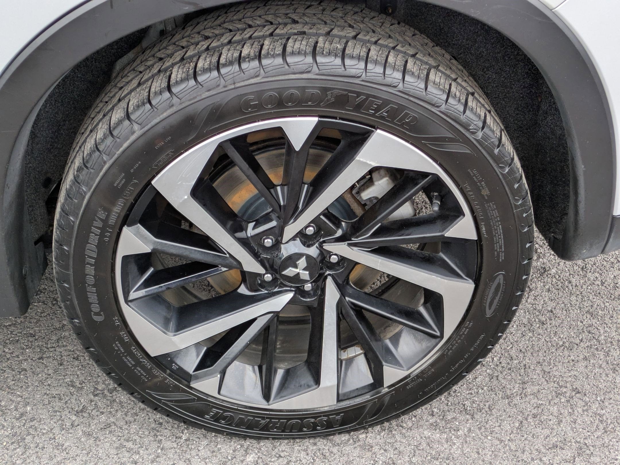 2022 Mitsubishi Outlander ES