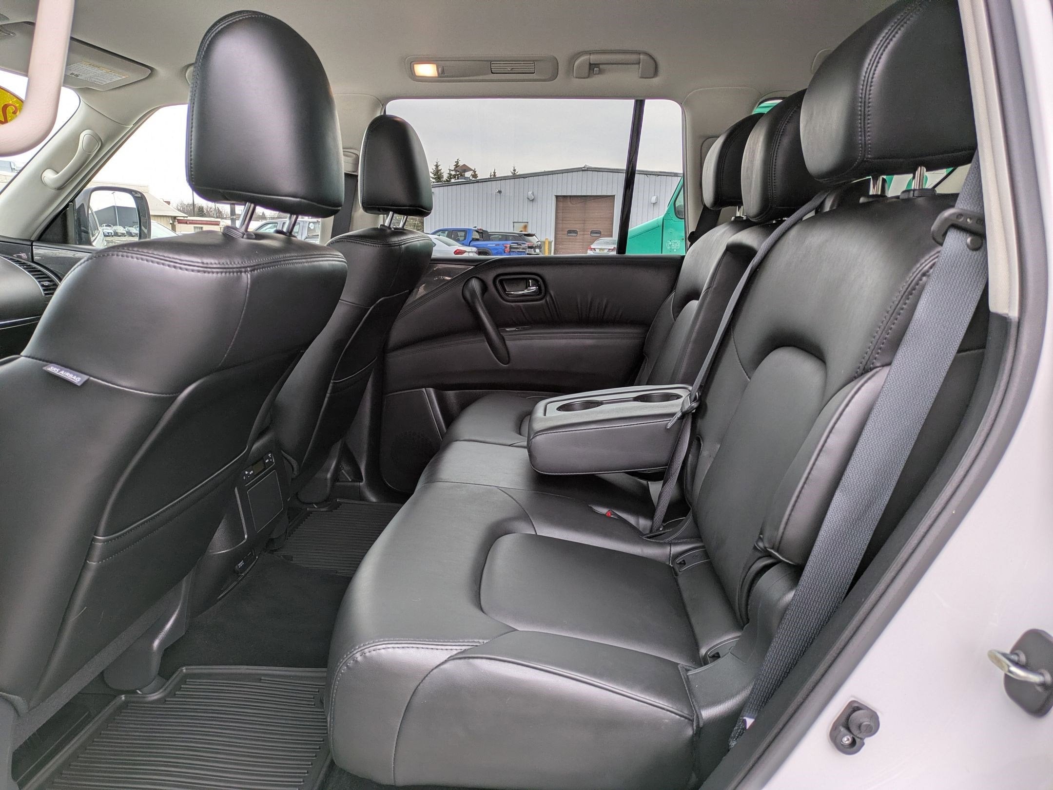 2024 Nissan Armada SV