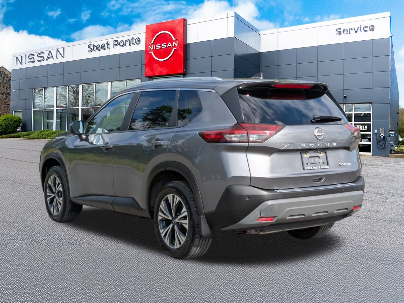 2023 Nissan Rogue SV