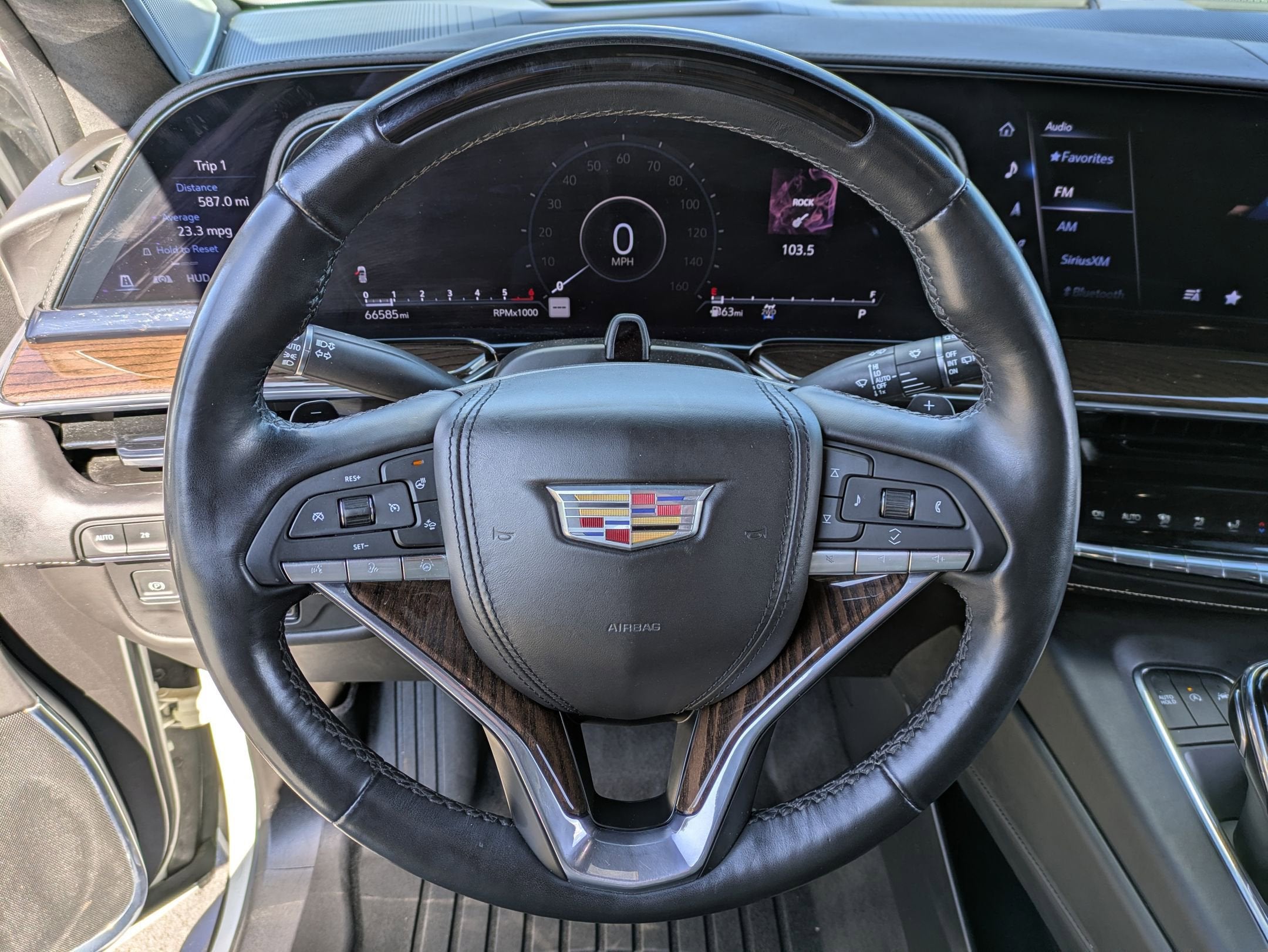 2023 Cadillac Escalade 4WD Sport Platinum