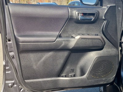 2022 Toyota Tacoma 4WD Base