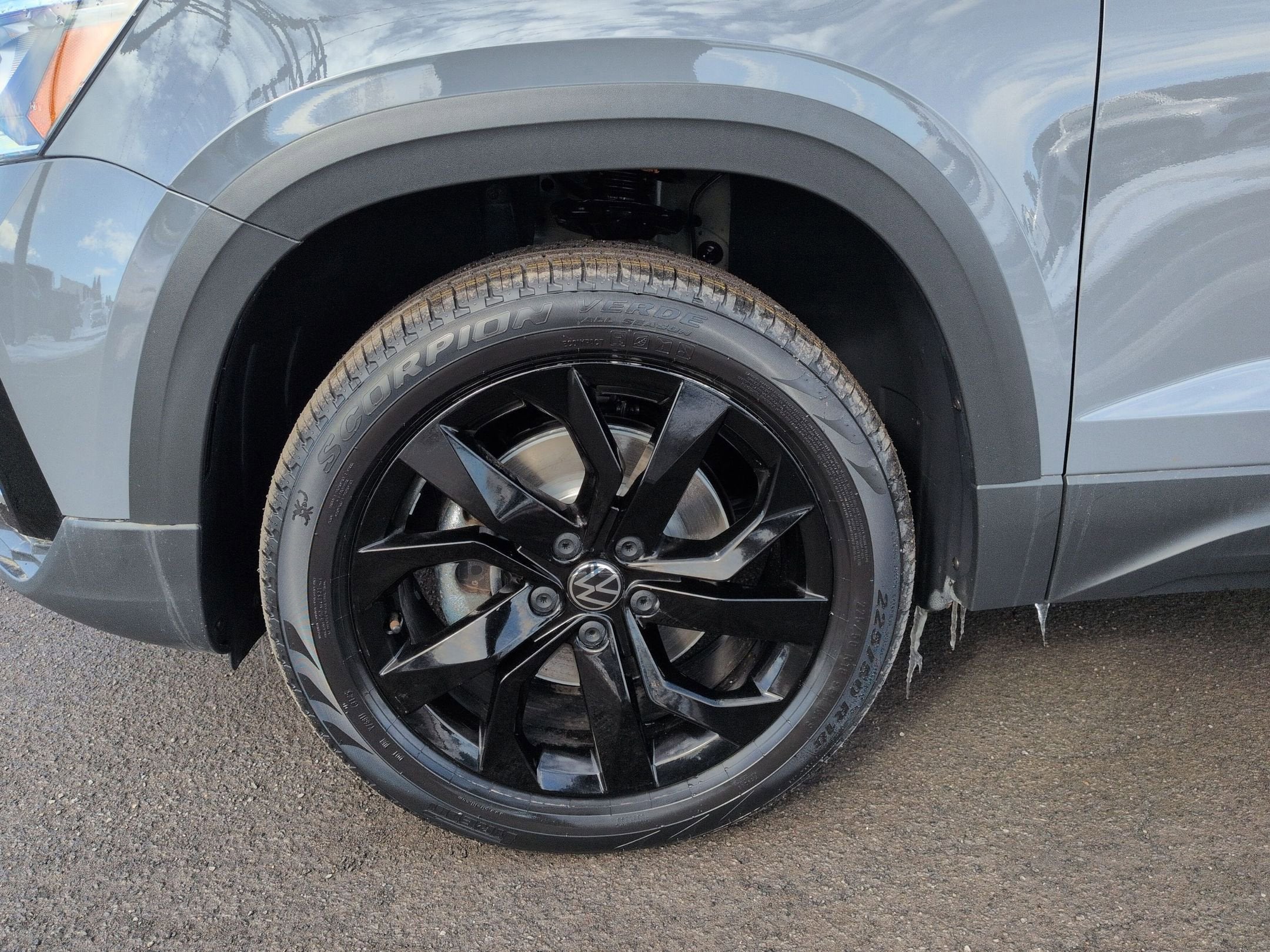 2023 Volkswagen Taos SE