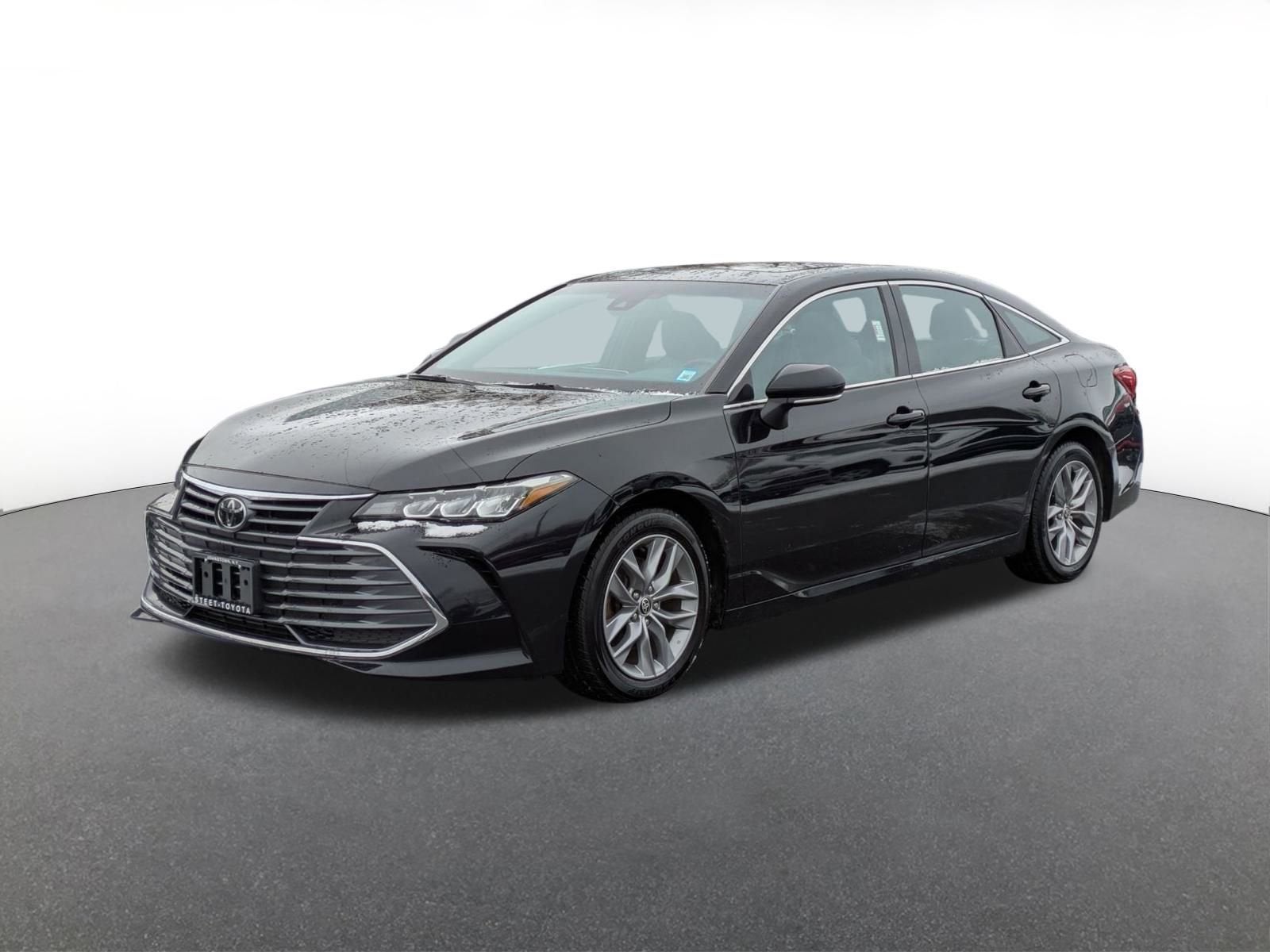 2022 Toyota Avalon XLE
