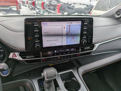 2023 Toyota Sienna Base