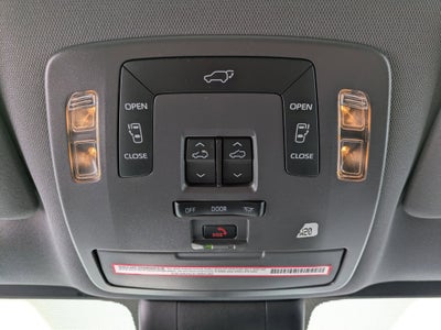 2023 Toyota Sienna Base