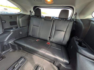 2022 Toyota Highlander Base