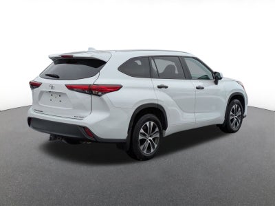 2023 Toyota Highlander Base