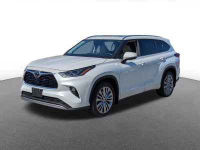 2023 Toyota Highlander Base