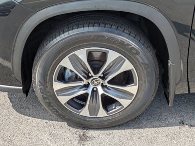 2024 Toyota Highlander Base